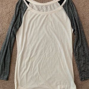 American Eagle metallic sleeve baseball tee